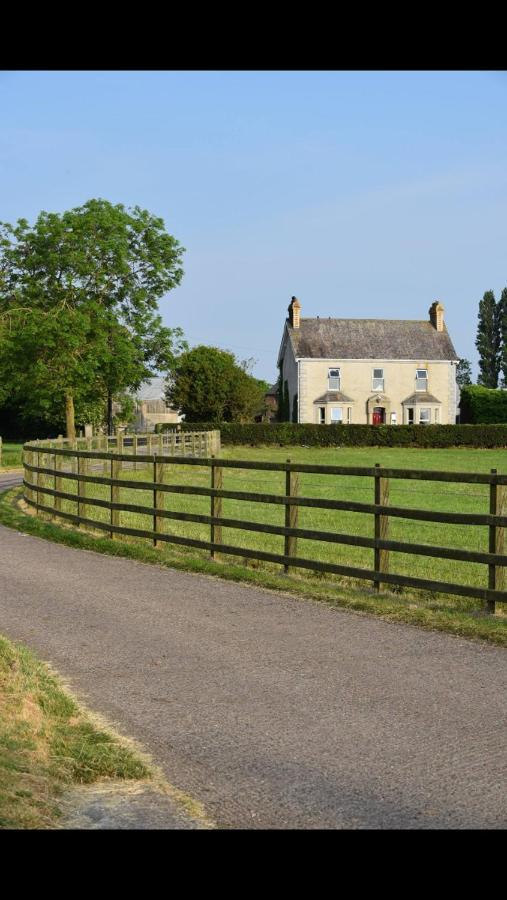 Ballyginniff Farm House Crumlin  Eksteriør billede